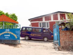 अनुमतिबिना सञ्चालनमा रहेका काठमाडौँका ९५ कन्सल्टेन्सीमा प्रहरी छापा, ६९ जना नियन्त्रणमा