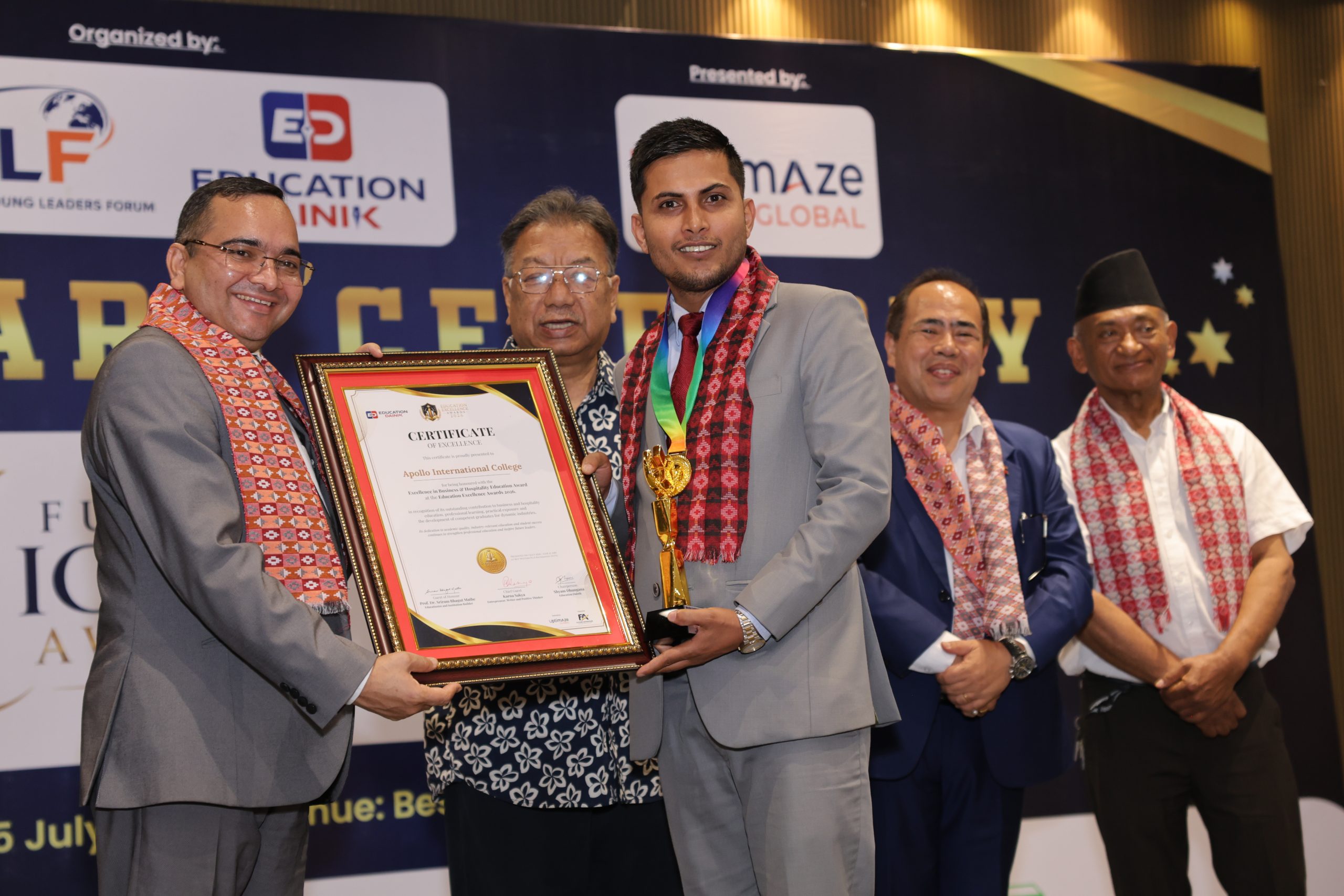 अपोलो इन्टरनेसनल कलेजलाई एक्सिलेन्स इन बिजनेस एन्ड हस्पिटालिटी एजुकेसन अवार्ड